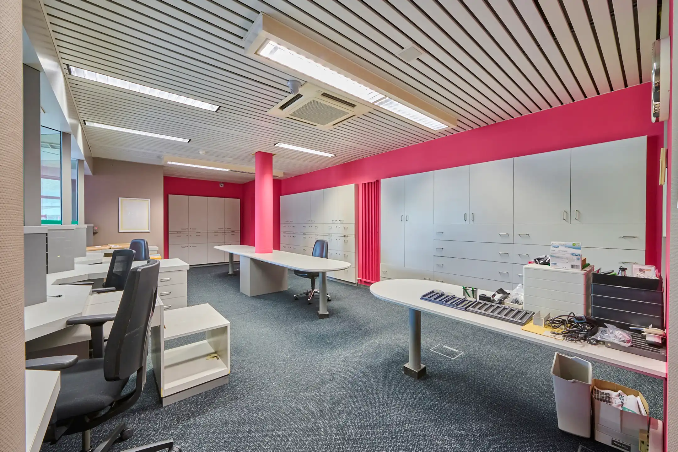 Te huur: kantoor/handelsruimte van 220m² in Hechtel foto 7