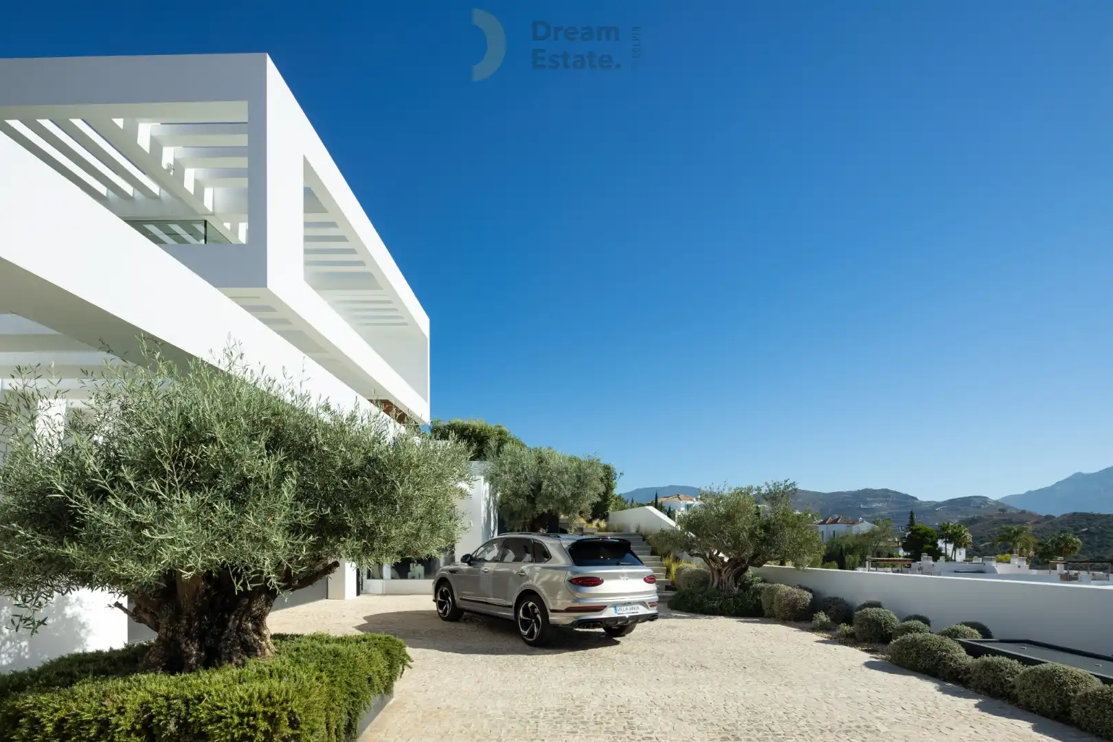 Eigentijdse villa met panoramisch uitzicht in La Quinta, Benahavís. foto 4