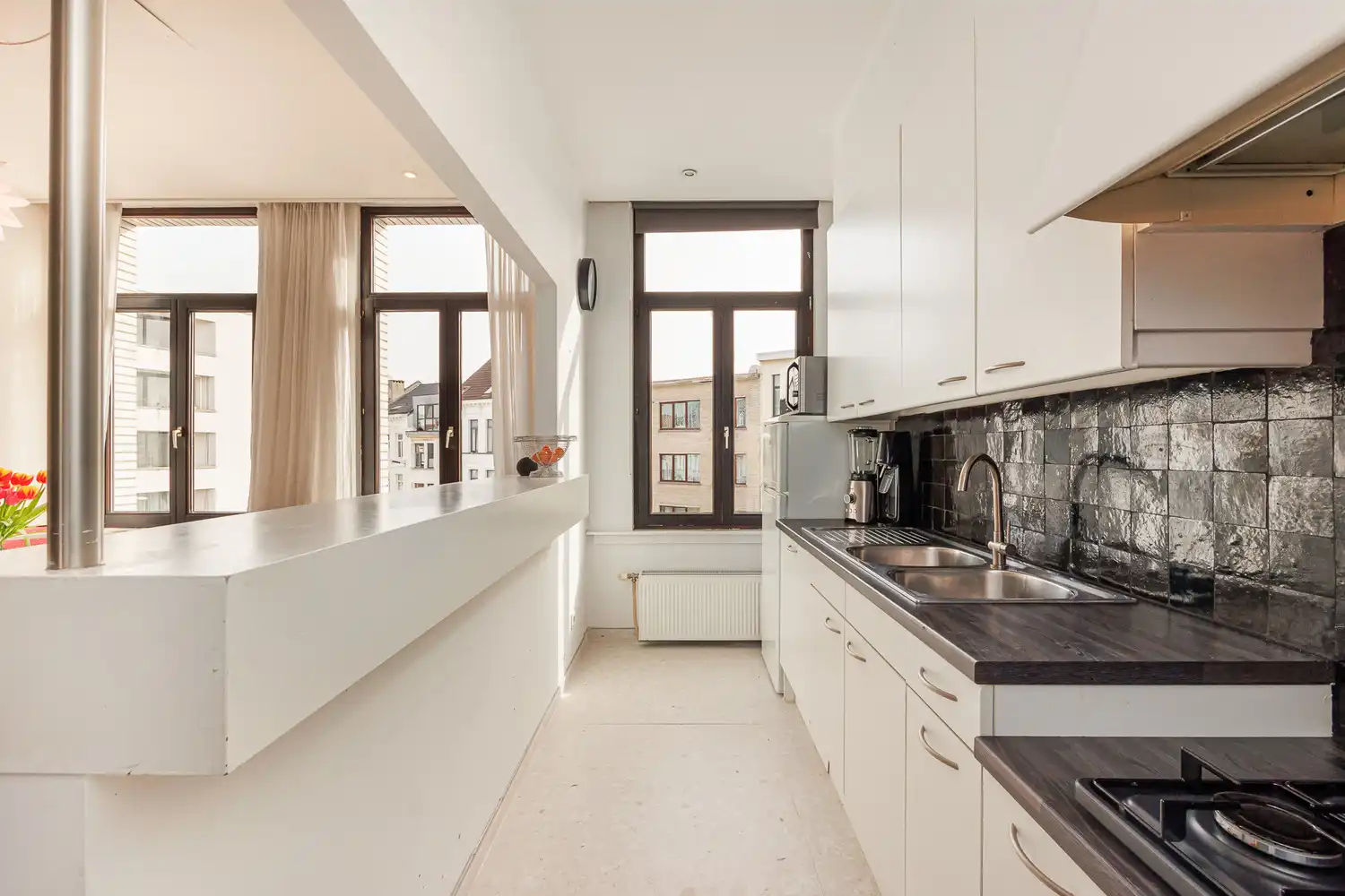Instapklaar duplex-appartement op toplocatie aan den Bell op het Zuid te Antwerpen foto 7