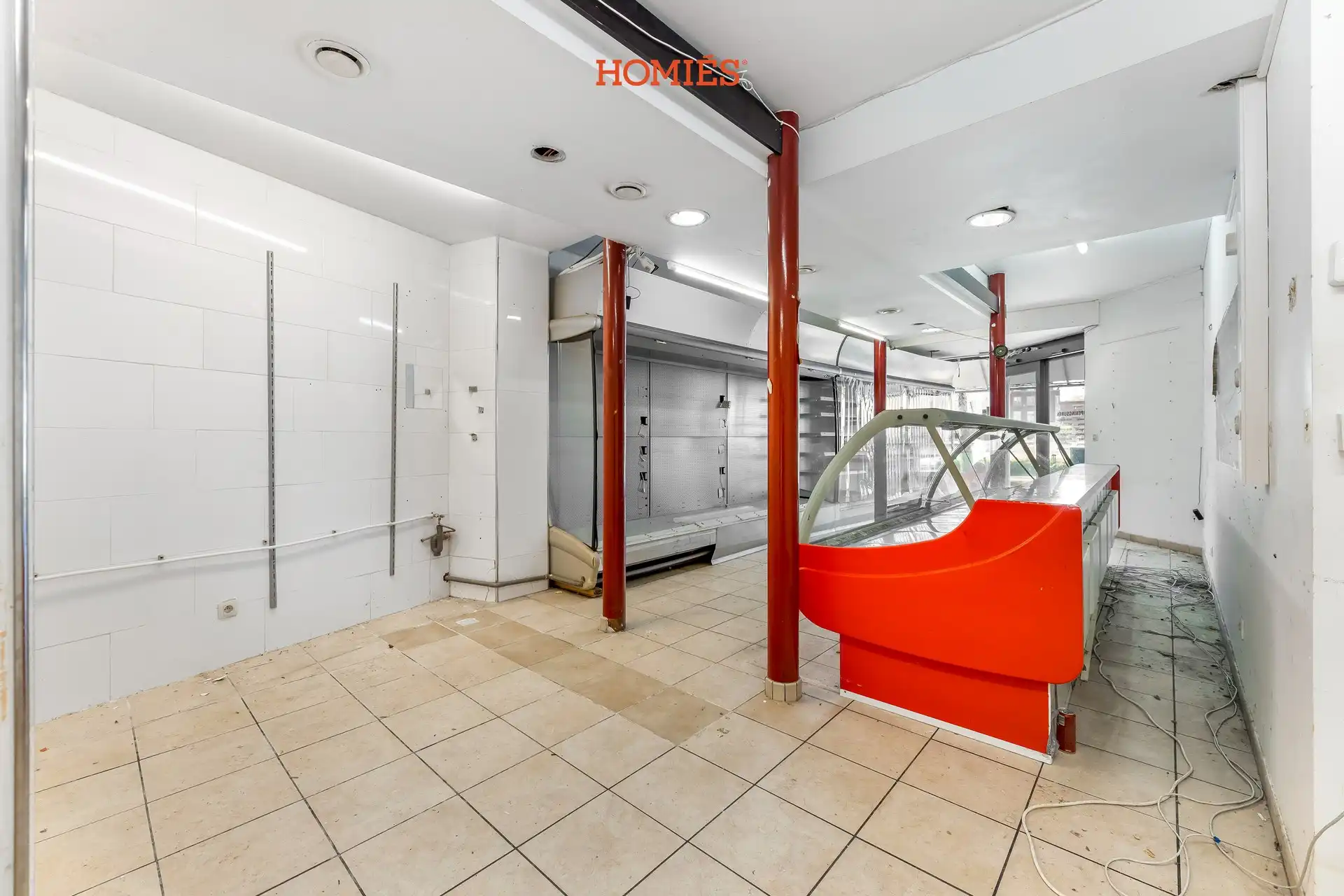 Te renoveren handelspand op toplocatie foto 6