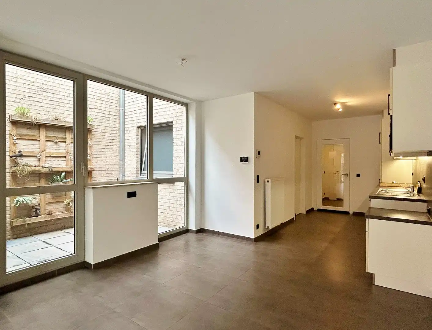 Gelijkvloers appartement met tuin in het centrum van Poperinge foto 4