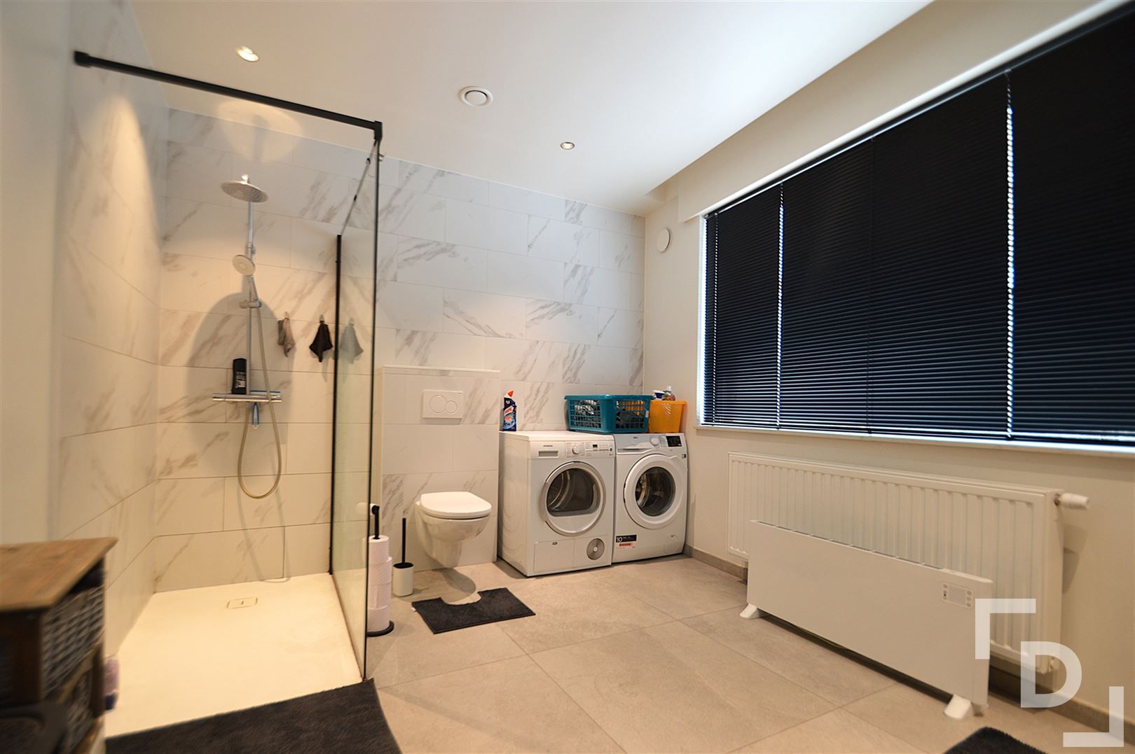 Gerenoveerde woning met 3 slaapkamers en fietsenberging.  foto 9
