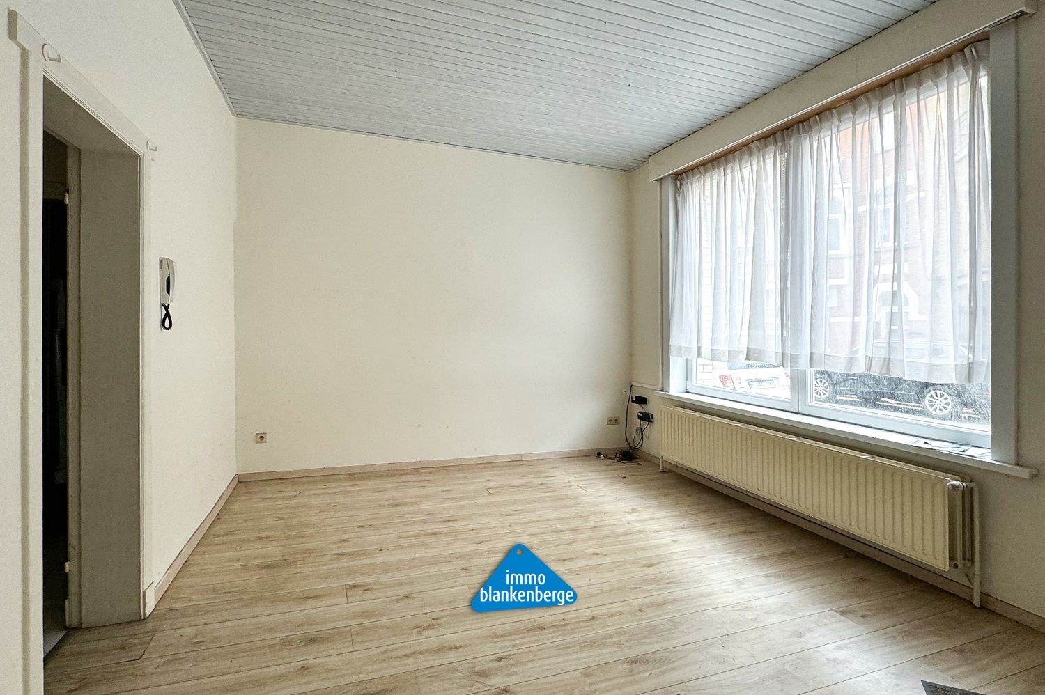 Opbrengsteigendom met Drie Zelfstandige Wooneenheden foto 3