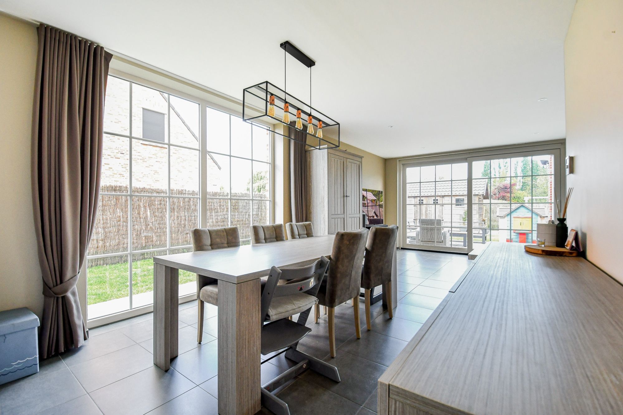 Recent hedendaags ingerichte woning (bj 2017) in een groene omgeving tussen Oedelem en Brugge foto 6