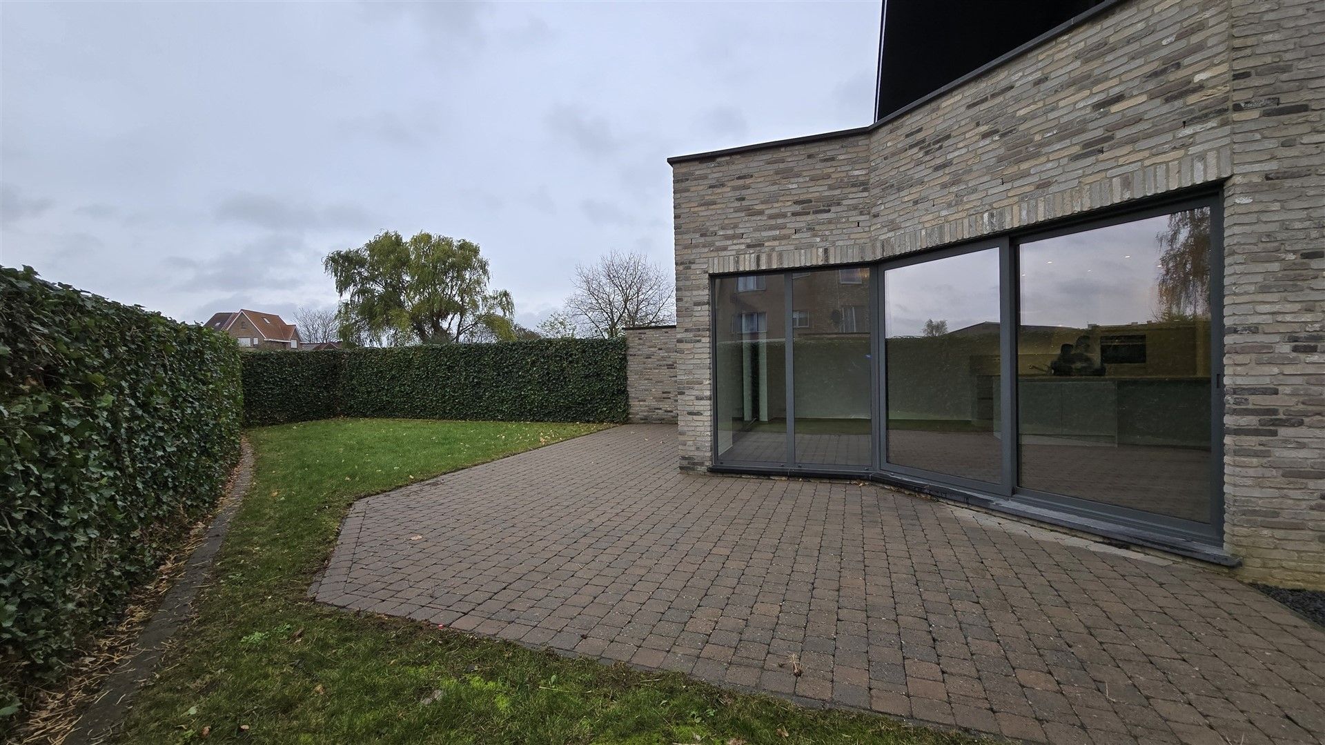 Moderne, energiezuinige woning (200m²) met 4 slaapkamers en tuin foto 28