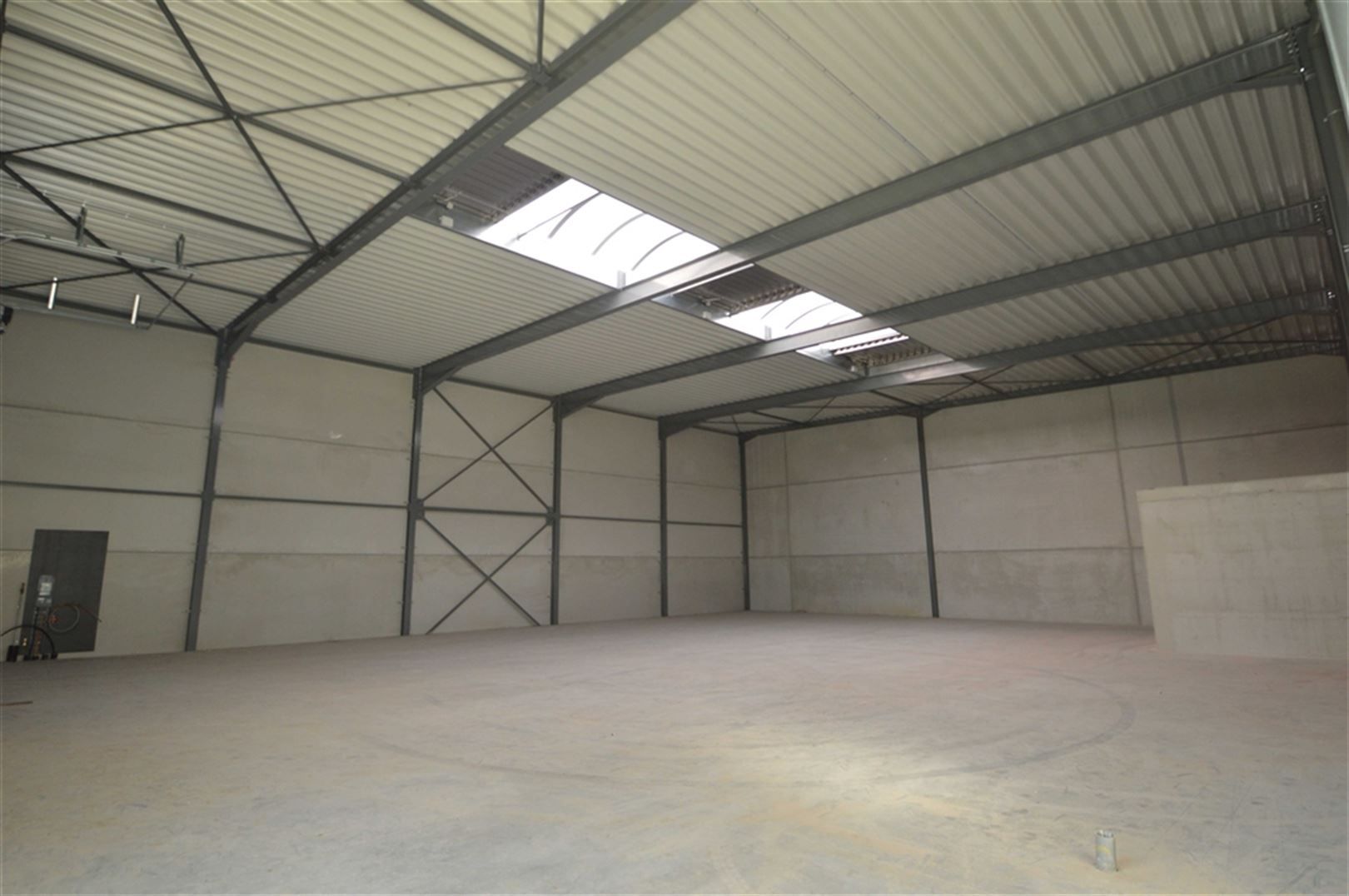 Nieuwbouw KMO units op strategische ligging  foto 11