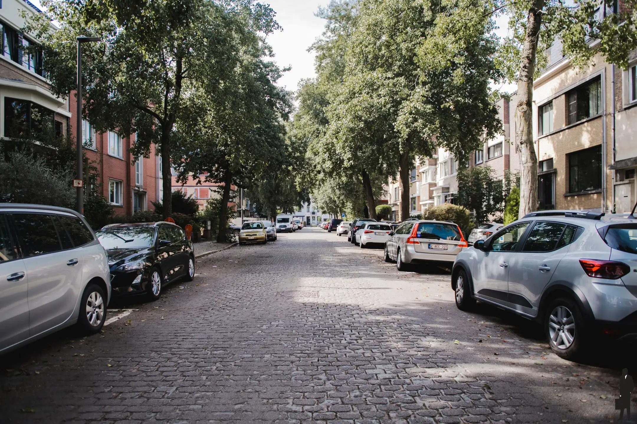 Ruim gelijkvloers appartement met tuin op toplocatie foto 26