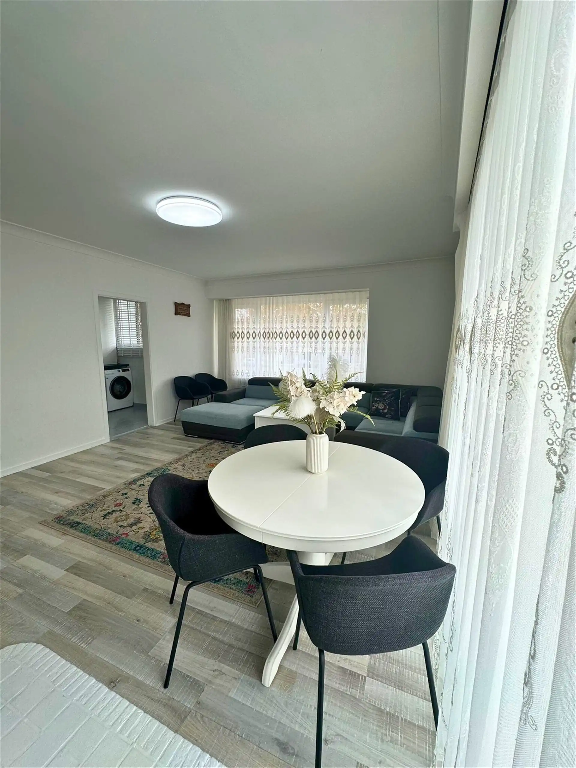 Te koop appartement met 2 slaapkamers te Berchem  foto 4