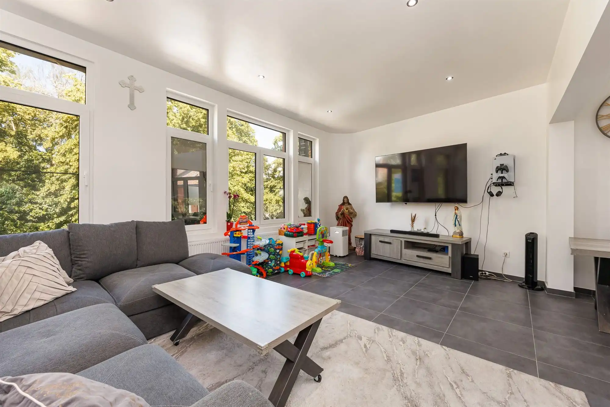 Triplex appartement met handelspand op gunstige locatie foto 7