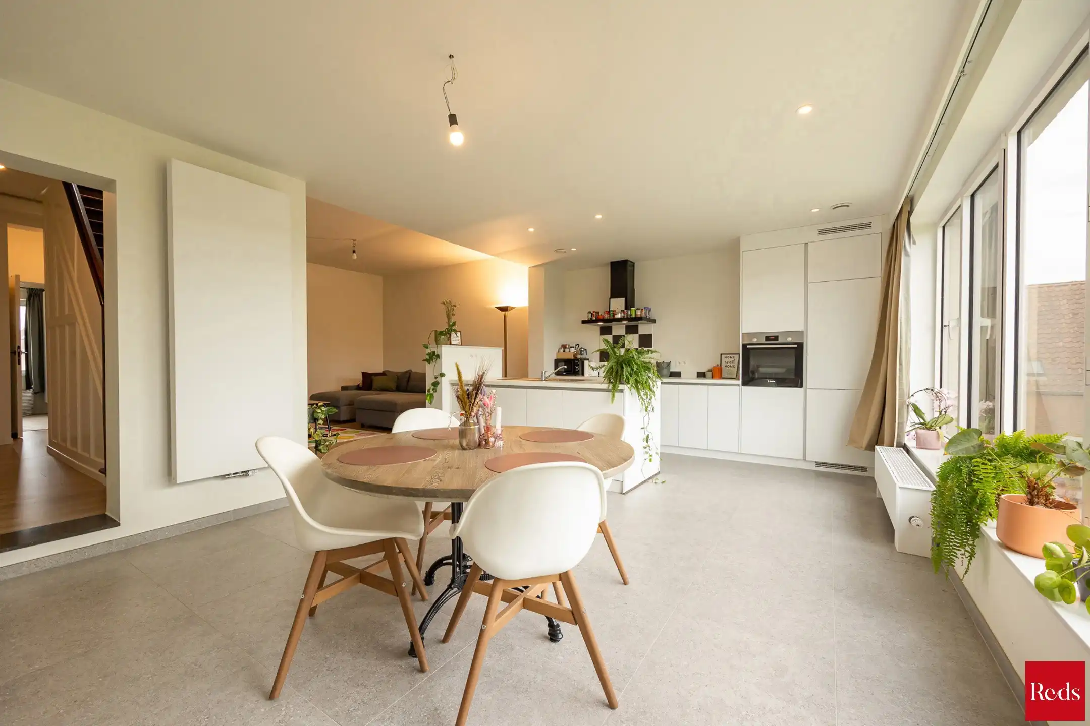Duplex appartement met twee slaapkamers en tuin foto 4