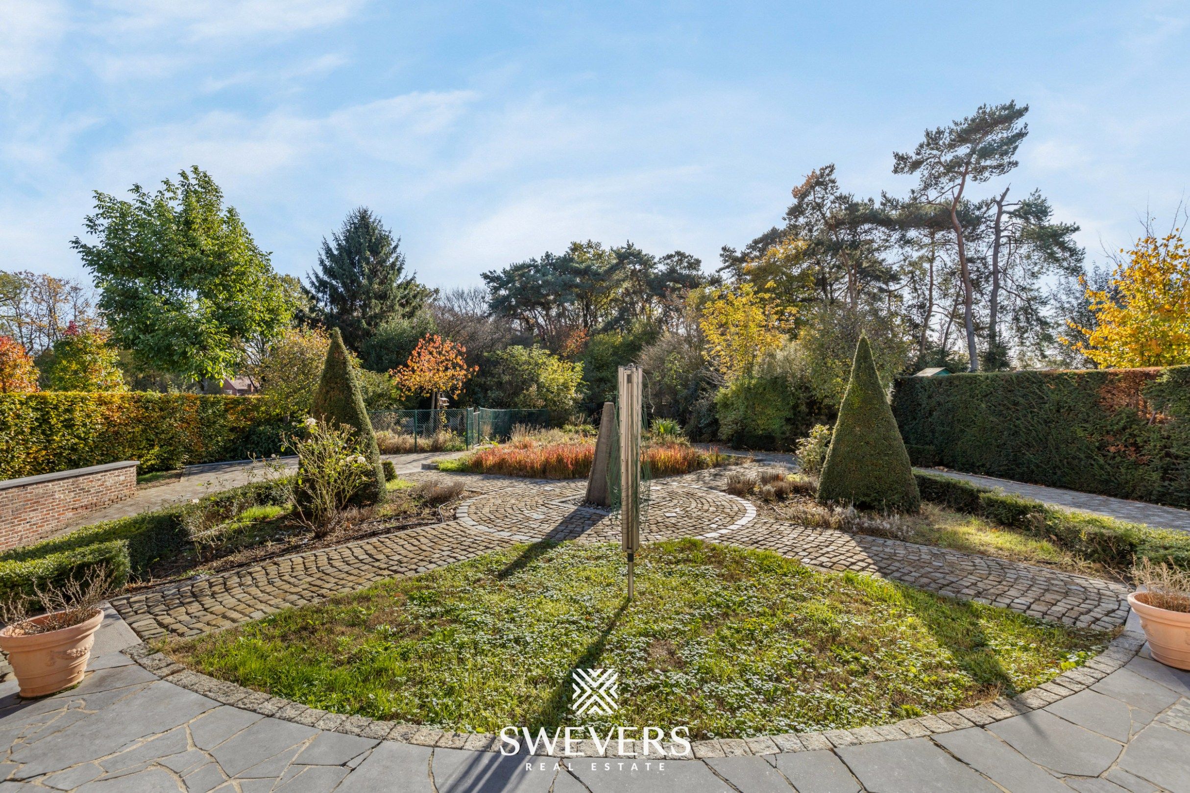 Ruime gezinswoning (282m²) met 4 slaapkamers te Lummen foto 28