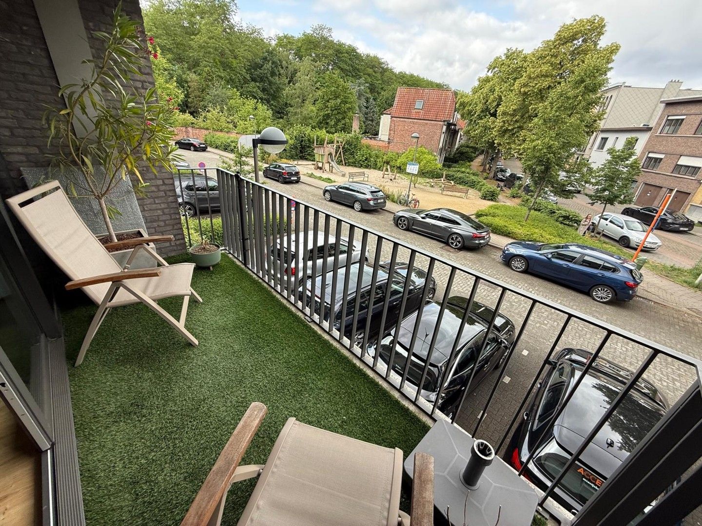 APPARTEMENT MET TERRAS + P foto {{pictureIndex}}