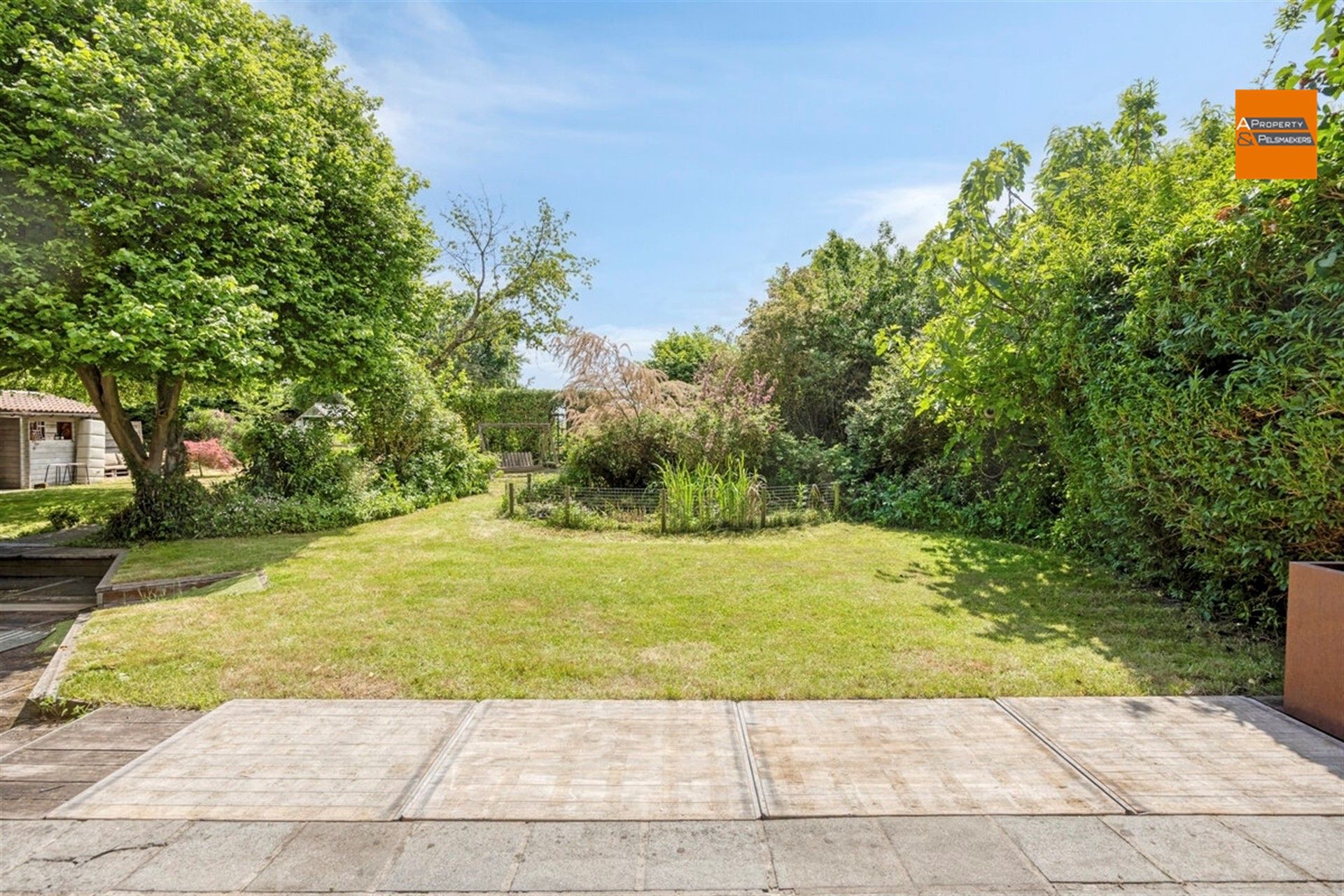 BOD AANVAARD Eigendom met karakter, 4 slpks en prachtige tuin foto 5