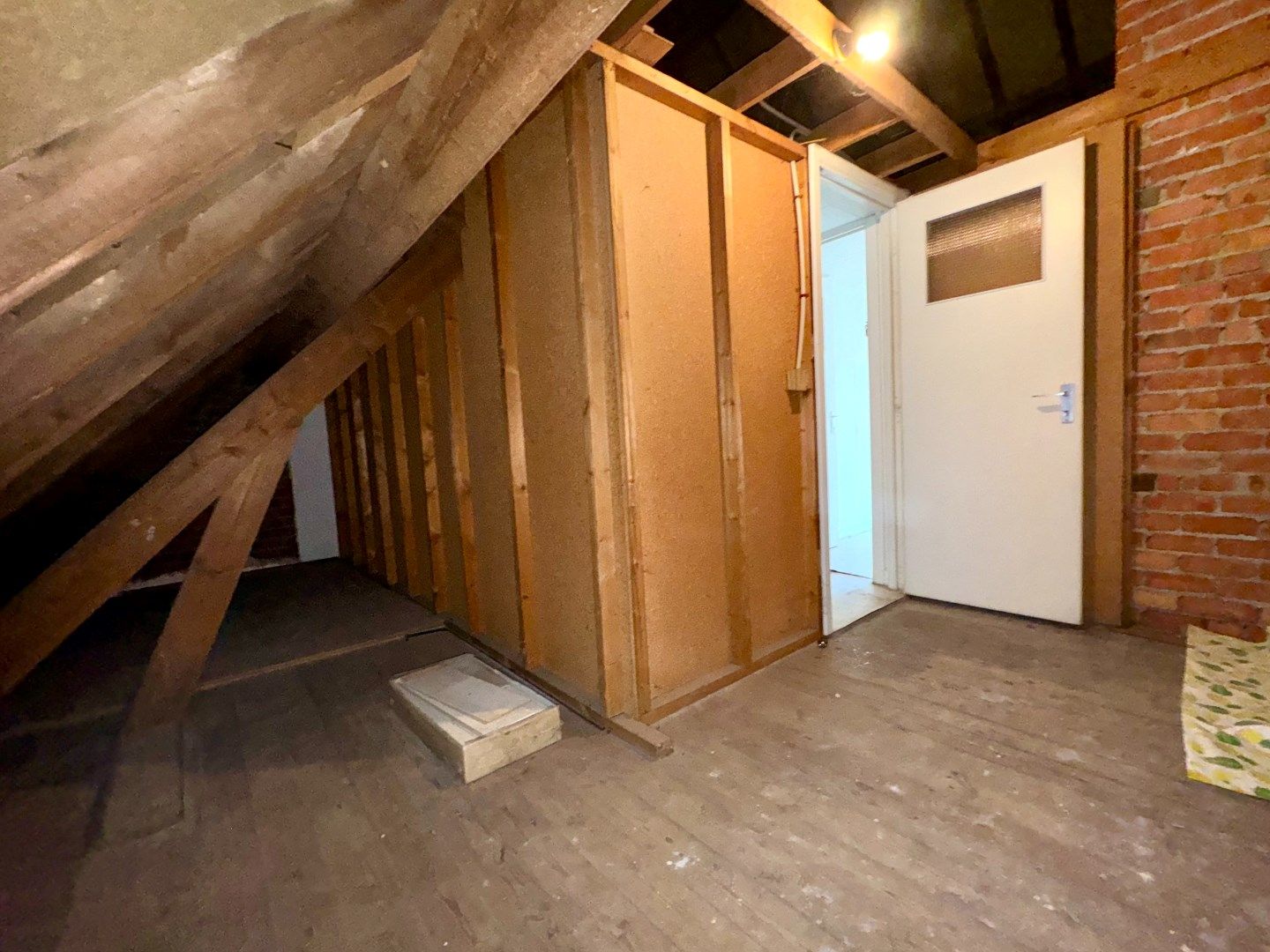 TE RENOVEREN DUPLEX-APPARTEMENT MET GARAGE foto 12