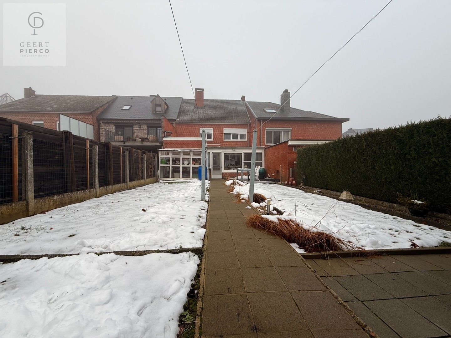 Gezellige rijwoning foto 33