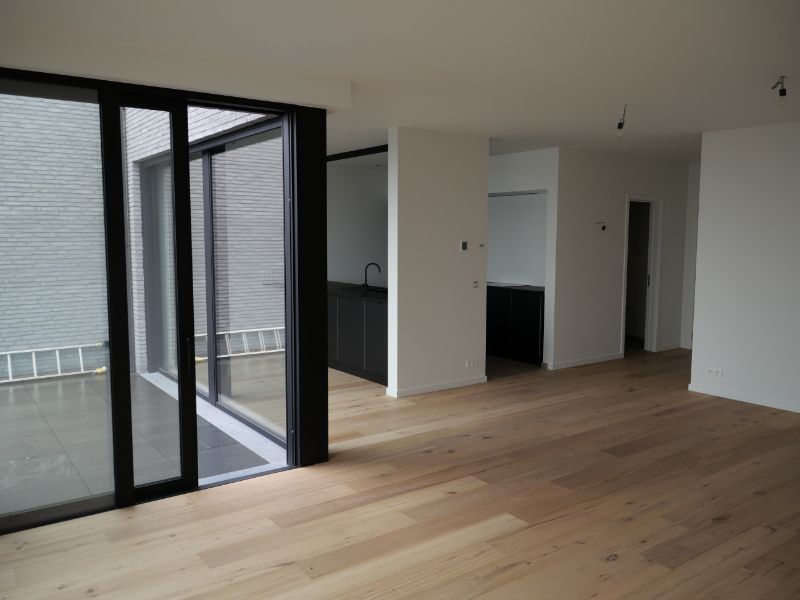 Modern nieuwbouwappartement met 3 slaapkamers te huur nabij Anzegem foto 6