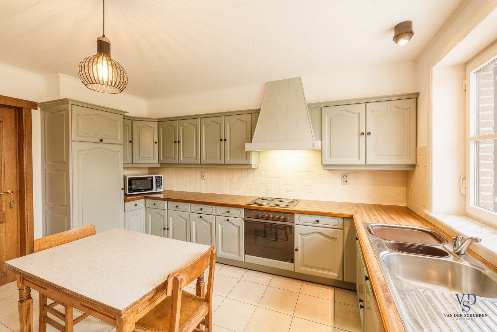 Bijzonder ruime (295m²) gezinswoning in Asper  foto 13