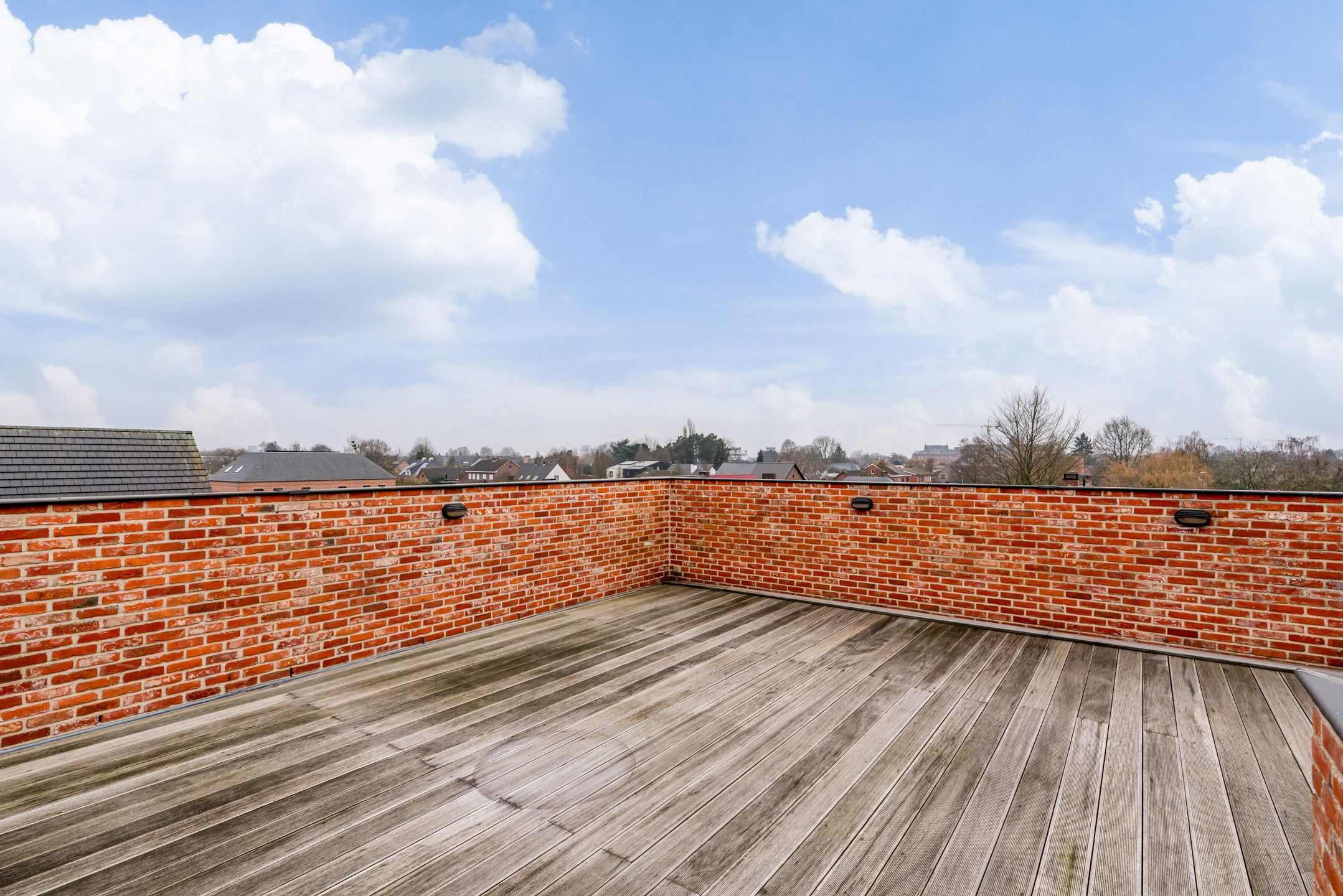 Ruim duplex-penthouse met 4 slpk, 2 (dak) terrassen en vrij uitzicht te Hoogstraten! foto 35