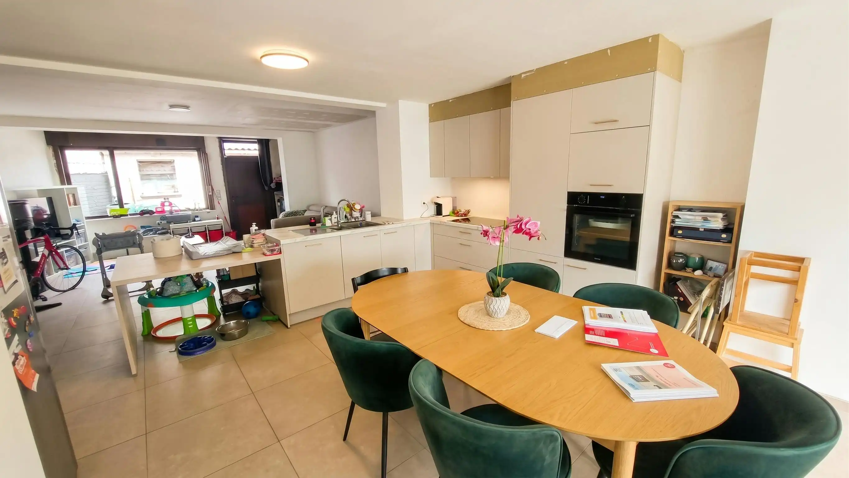 Huis op ca 1.000m² met 3 slaapkamers te koop in Torhout. foto 4