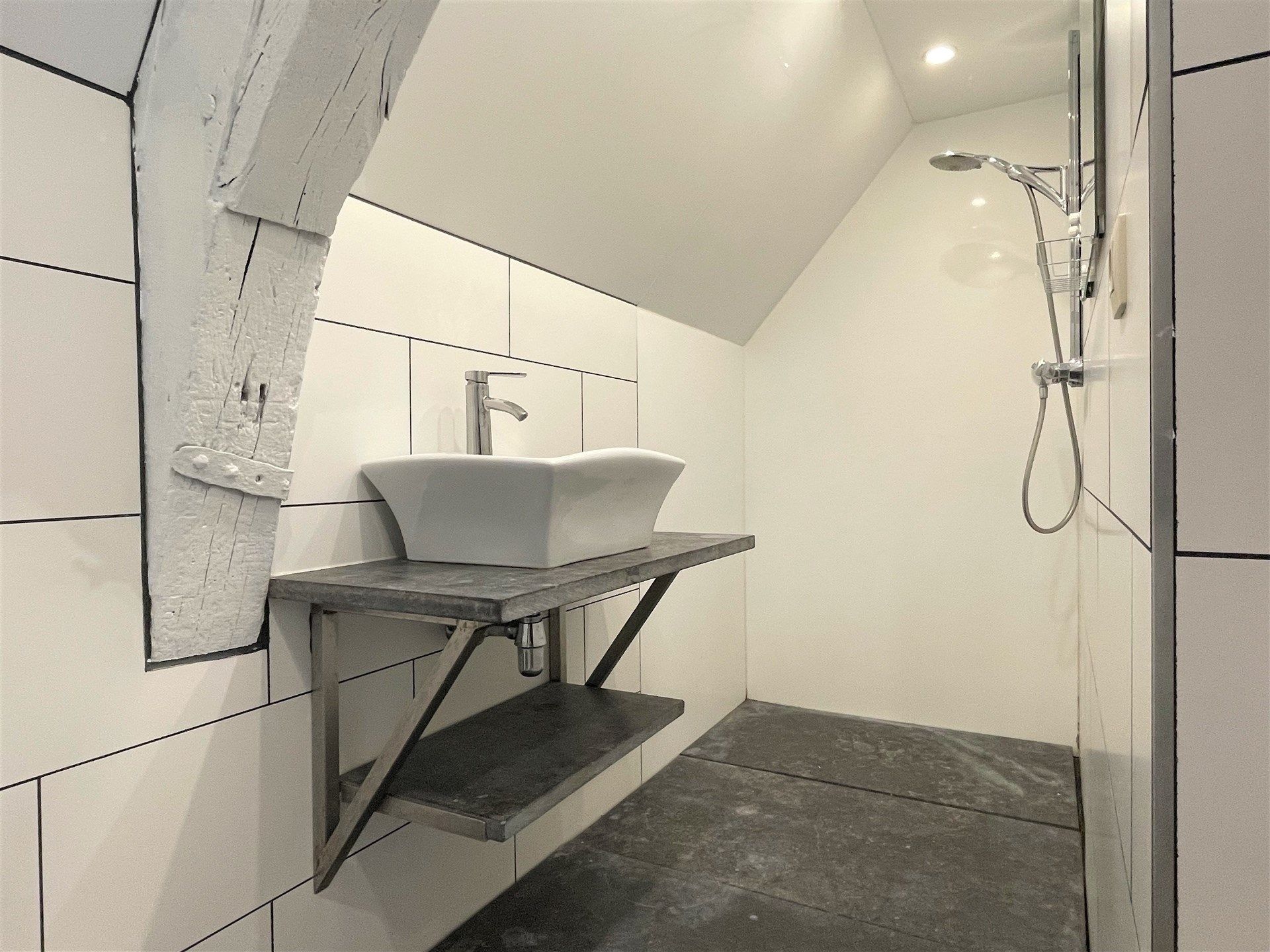 Gemeubeld appartement aan de Grote Markt, Antwerpen! foto 8