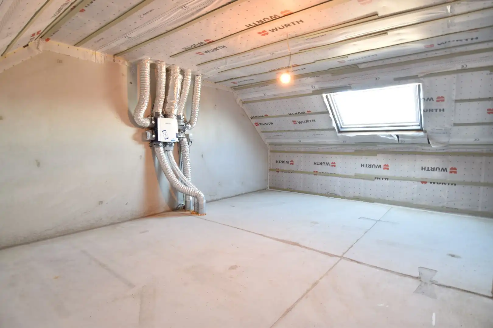 Instapklare woning met tuin, garage en 3 slaapkamers in Kuurne  foto 15