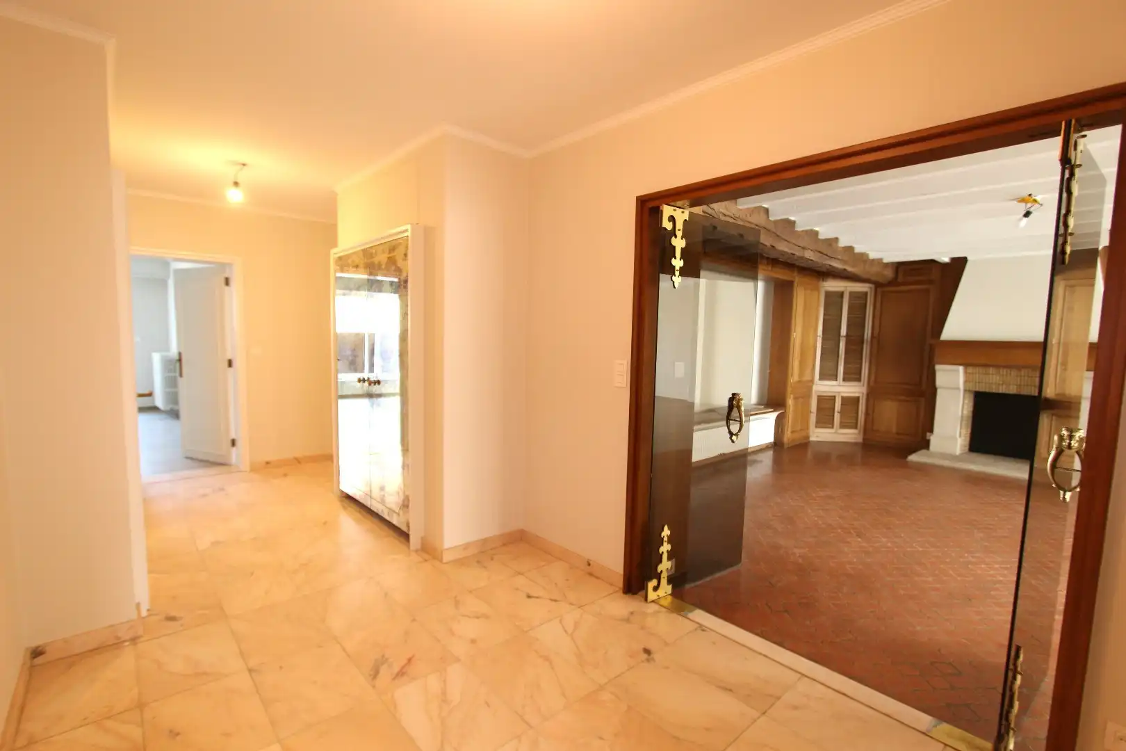 RIANT APPARTEMENT MET GROOT TERRAS EN 3 SLAAPKAMERS foto 3