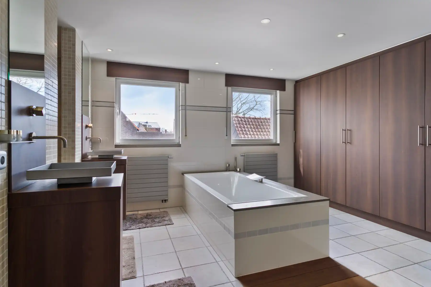 Woning met commerciële ruimte in het centrum van Aalter! foto 11