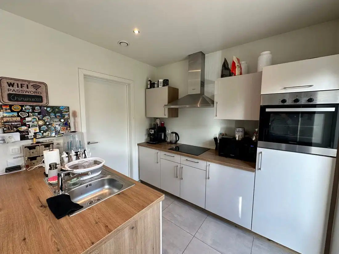 Bijna energieneutrale halfopen bebouwing te Zoutleeuw NIET ONDER BTW-STELSEL verkocht foto 8