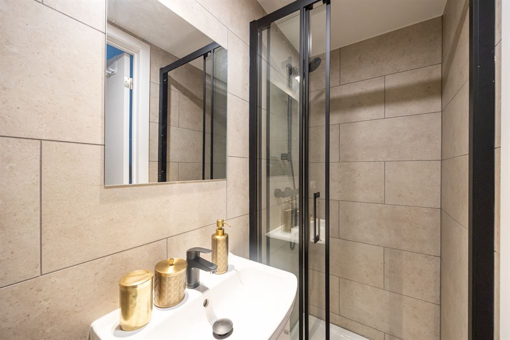 volledig gerenoveerd studentenpand met 9 hoogwaardige kamers foto 19