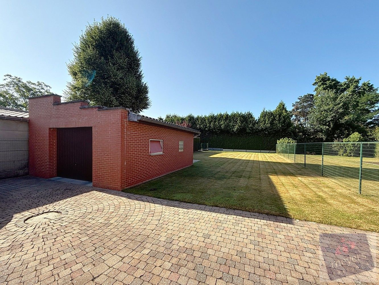 Welkom thuis in Diepenbeek – Gezinswoning met karakter, tuin én garage foto 4