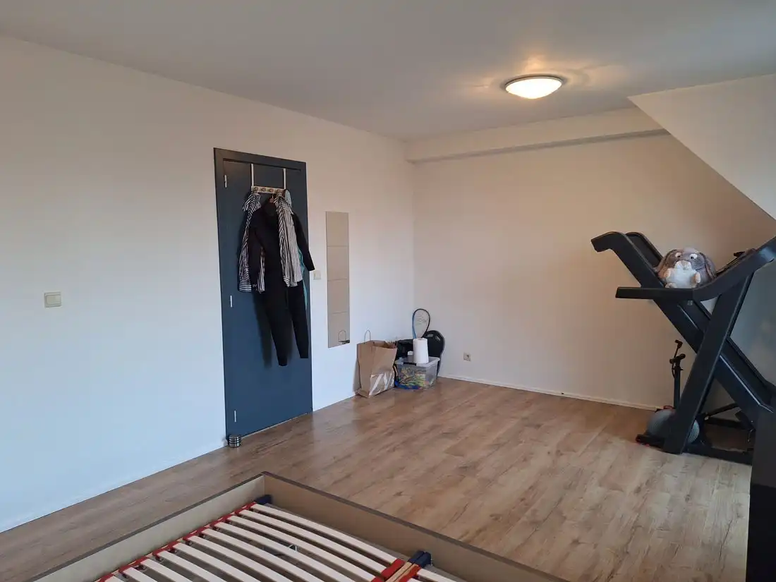 Instapklaar appartement met terras en autostandplaats in hartje Beringen foto 10