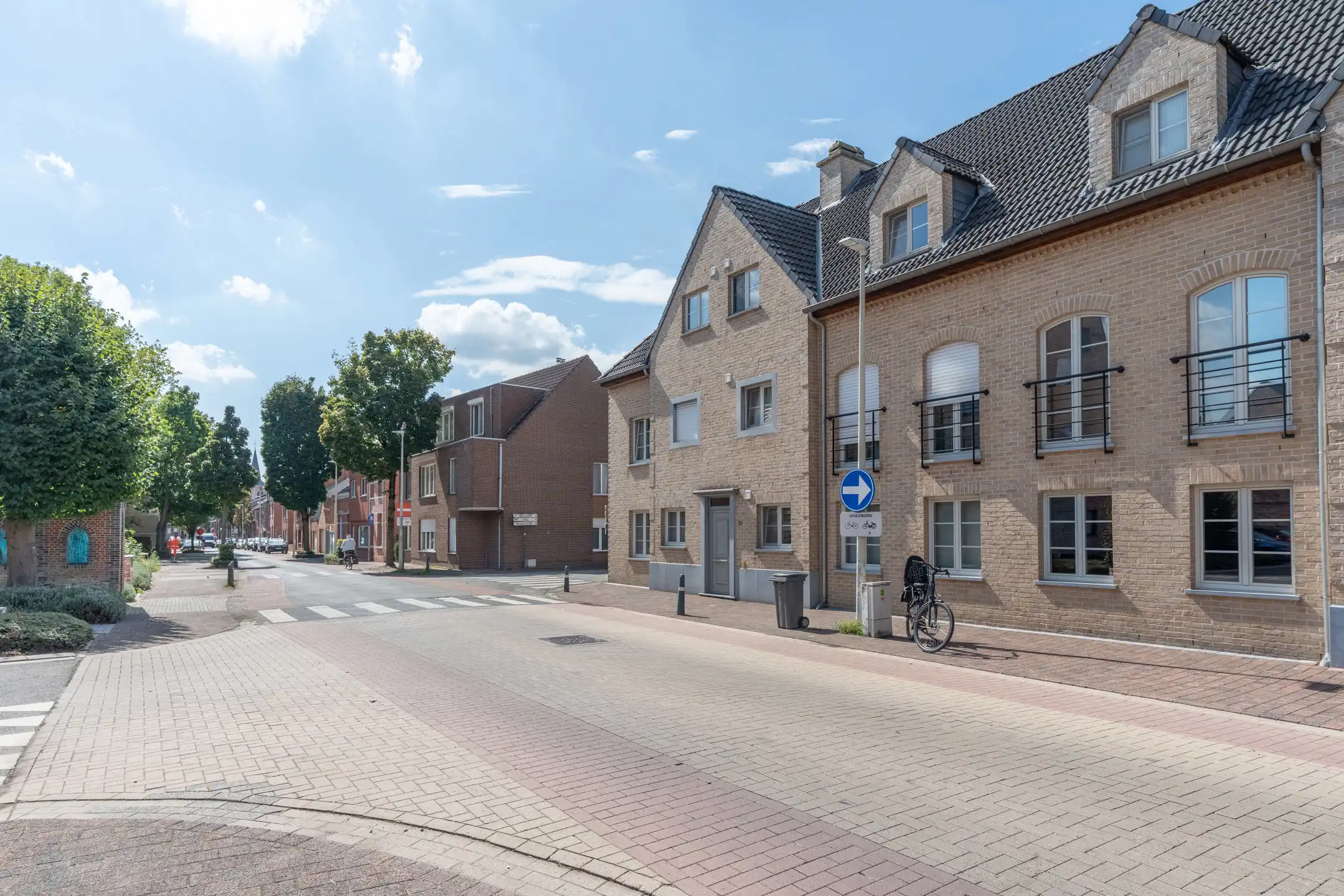 Tof  1 slpkapp nabij het centrum van Beerse met ruim terras foto 2