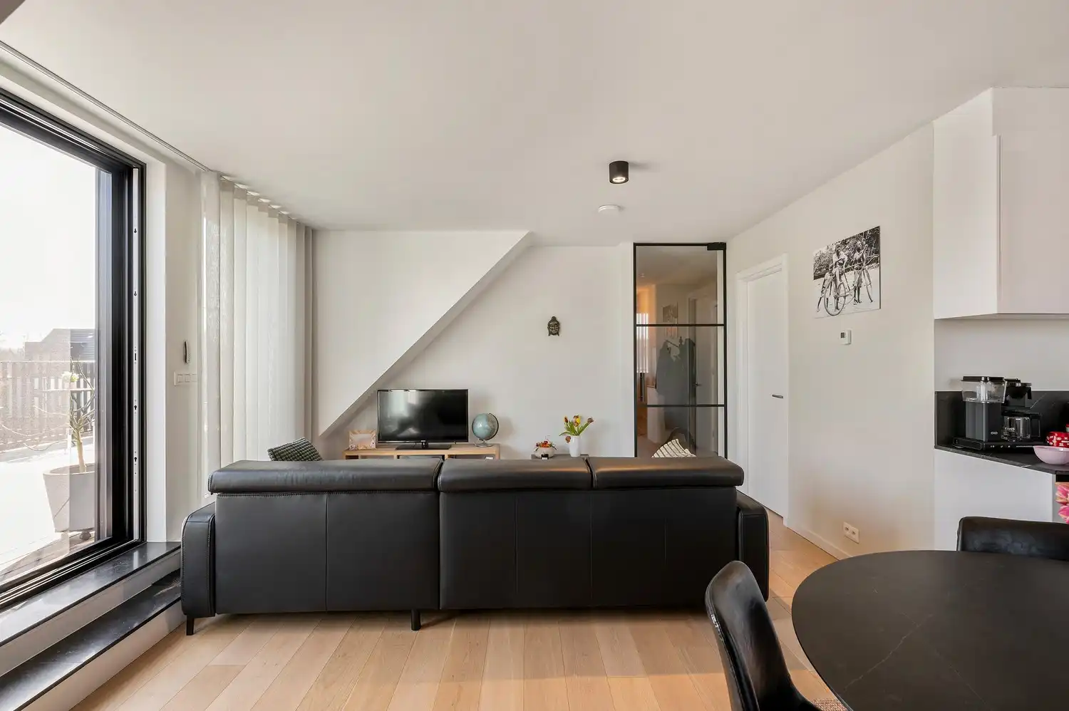 LUXE-APPARTEMENT I 2 STAANPLAATSEN I EPC= E19 I RUSTIG GELEGEN foto 10