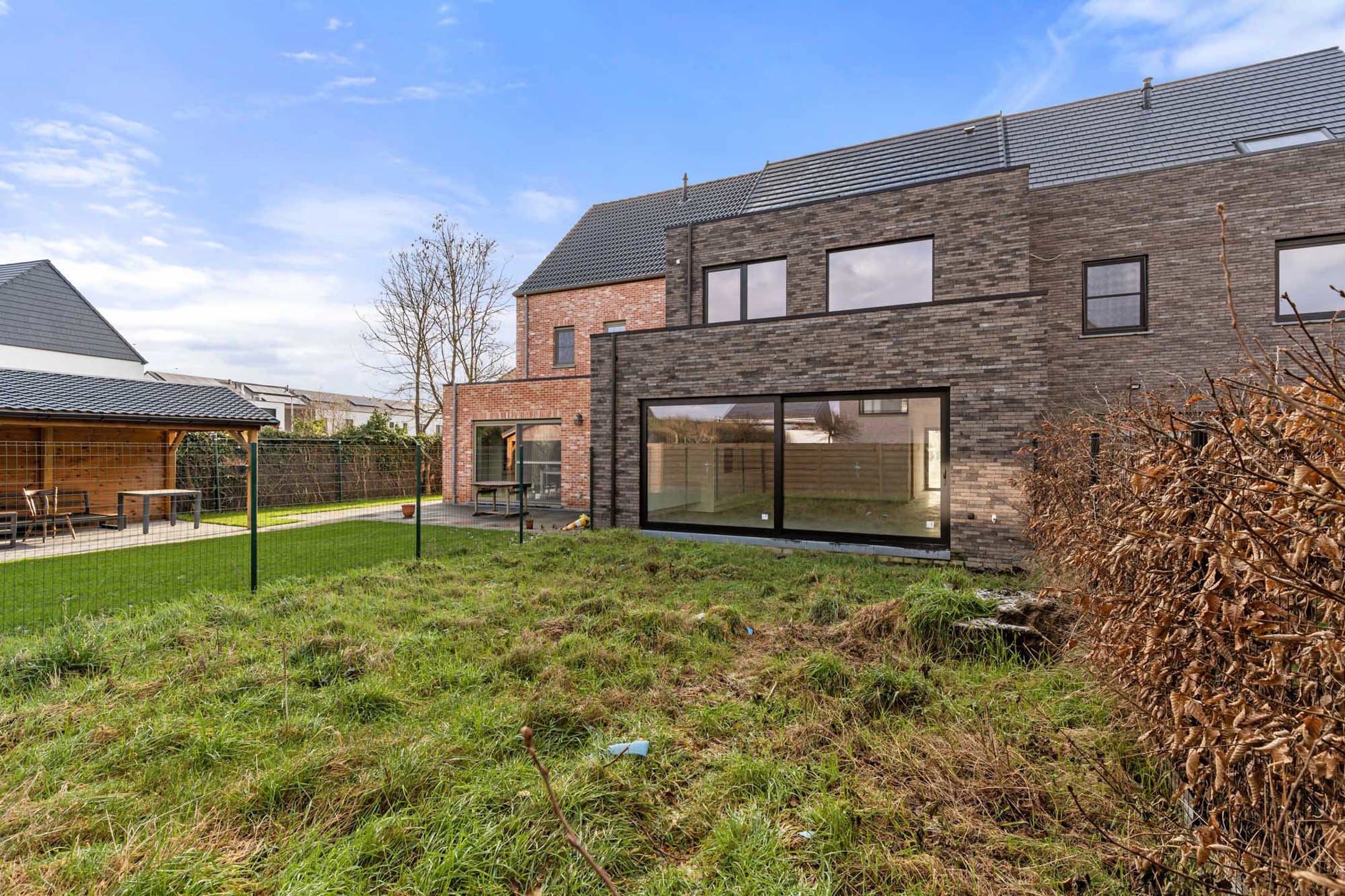 Nieuwbouwwoning met vier slaapkamers in rustige wijk  foto 24