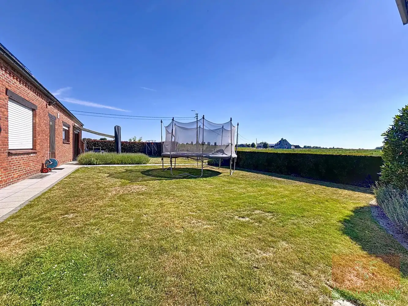 Vrijstaande eengezinswoning met 4 slaapkamers en 2 badkamers foto 31