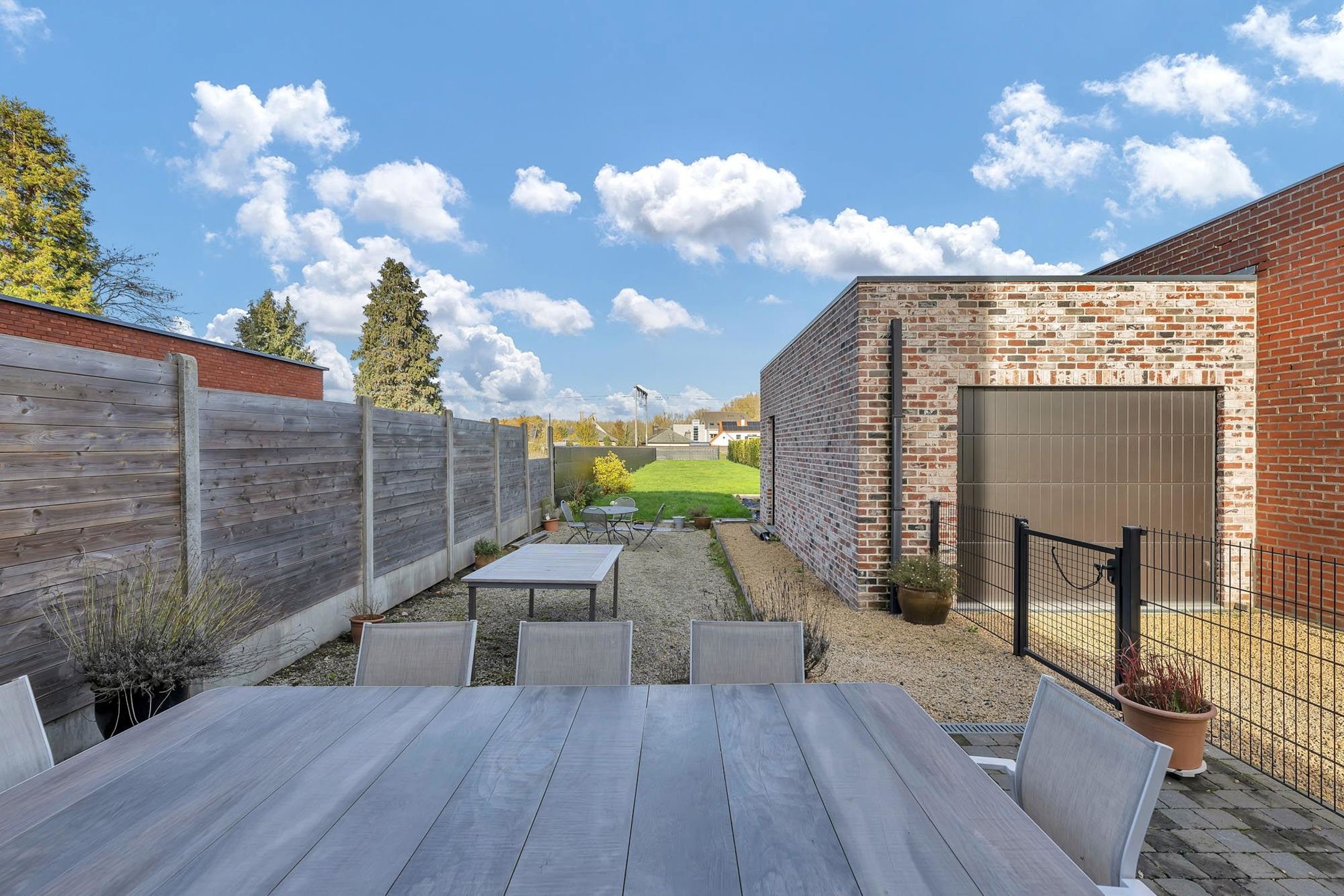 Toppertje in landelijke stijlvolle architectuur foto 24