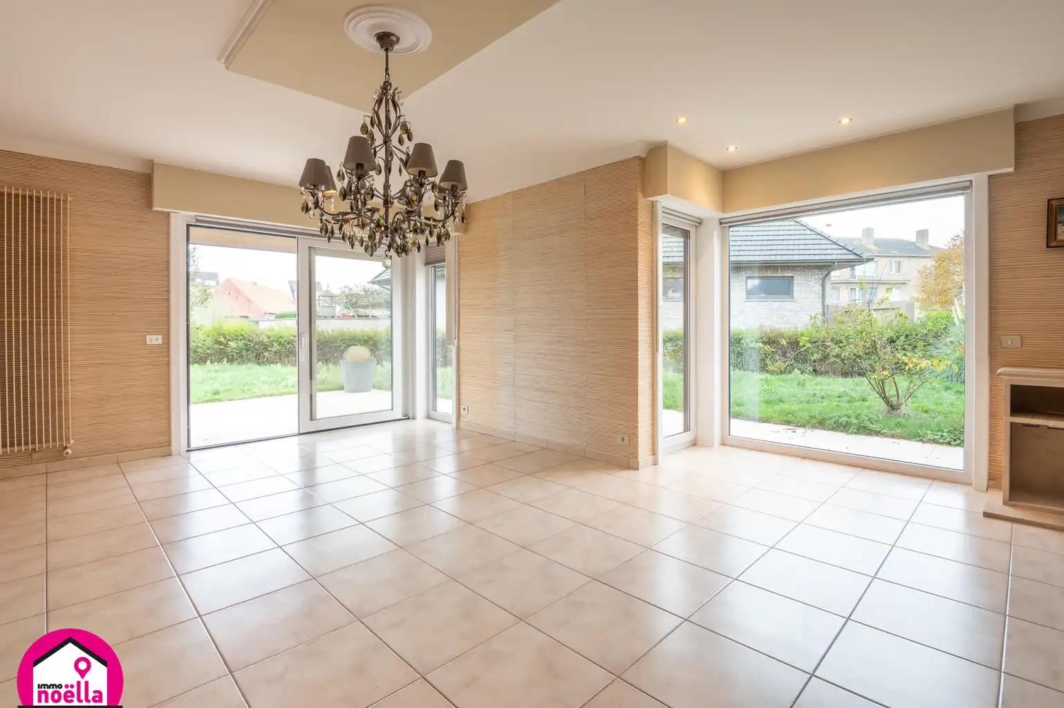 TE HUUR LUXUEUZE VILLA TE WESTENDE! foto 2