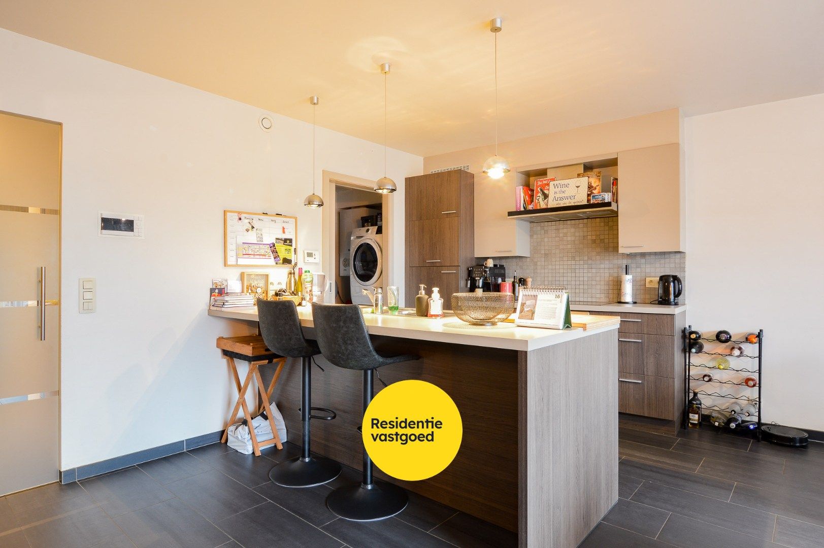 Modern appartement met koer/terras en garagebox in Bekegem foto 6