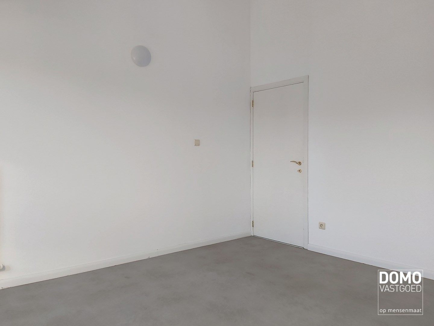 Woning met tuin, garage en 2 slaapkamers op wandelafstand van het centrum van Hasselt foto 11