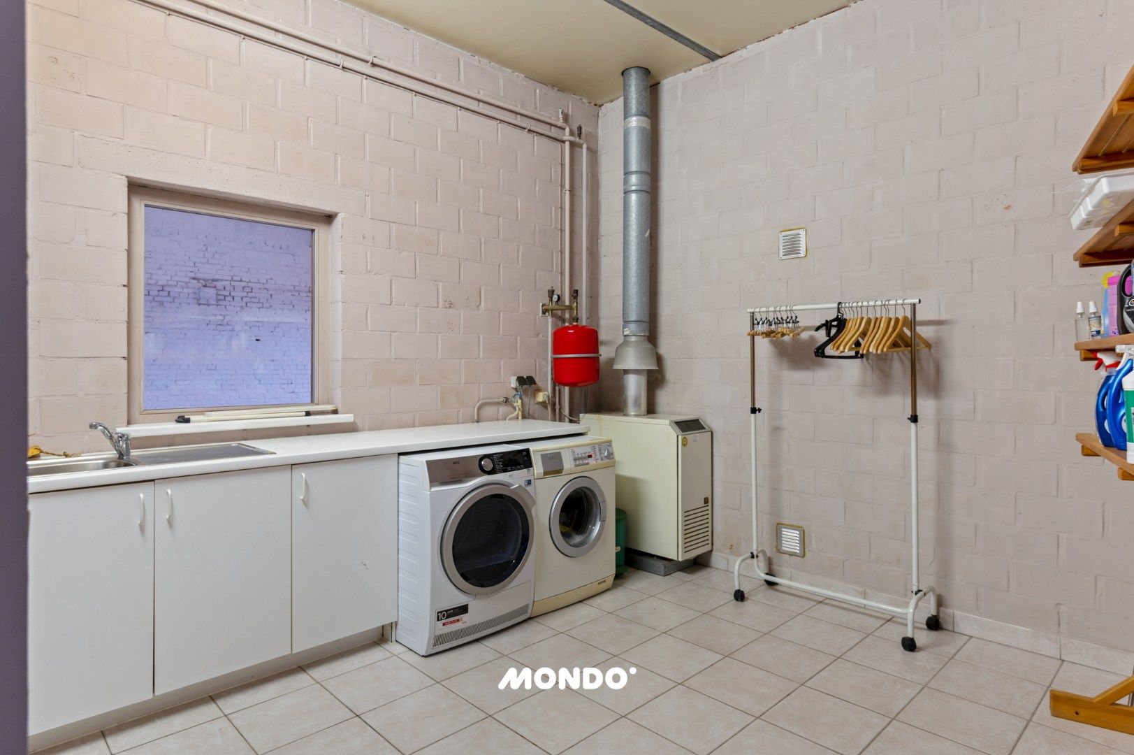 Combinatie van handel en wonen in centraal gelegen pand foto 5