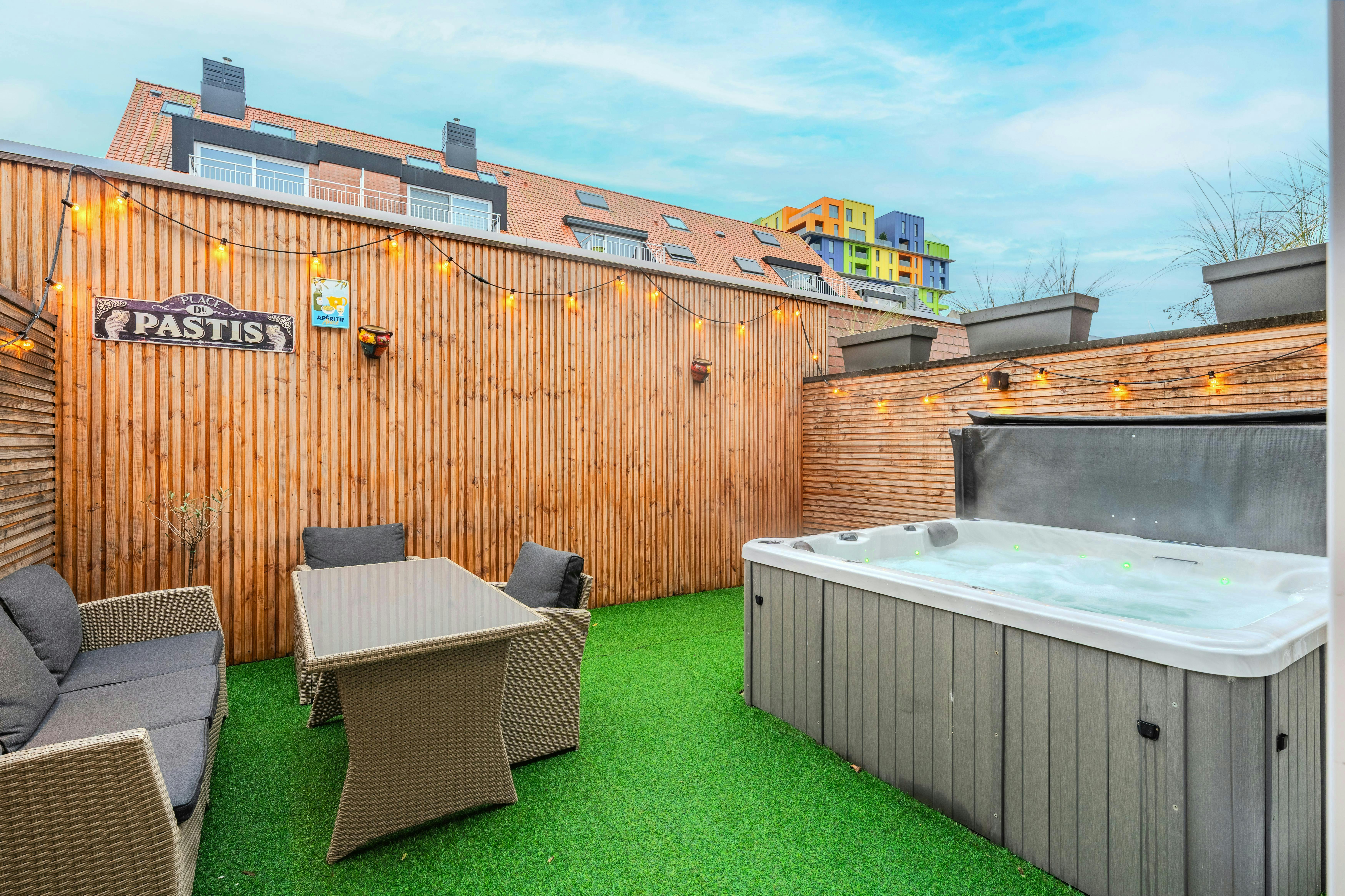 Recente woning met 4 slaapkamers te koop in Knokke-Heist foto 6