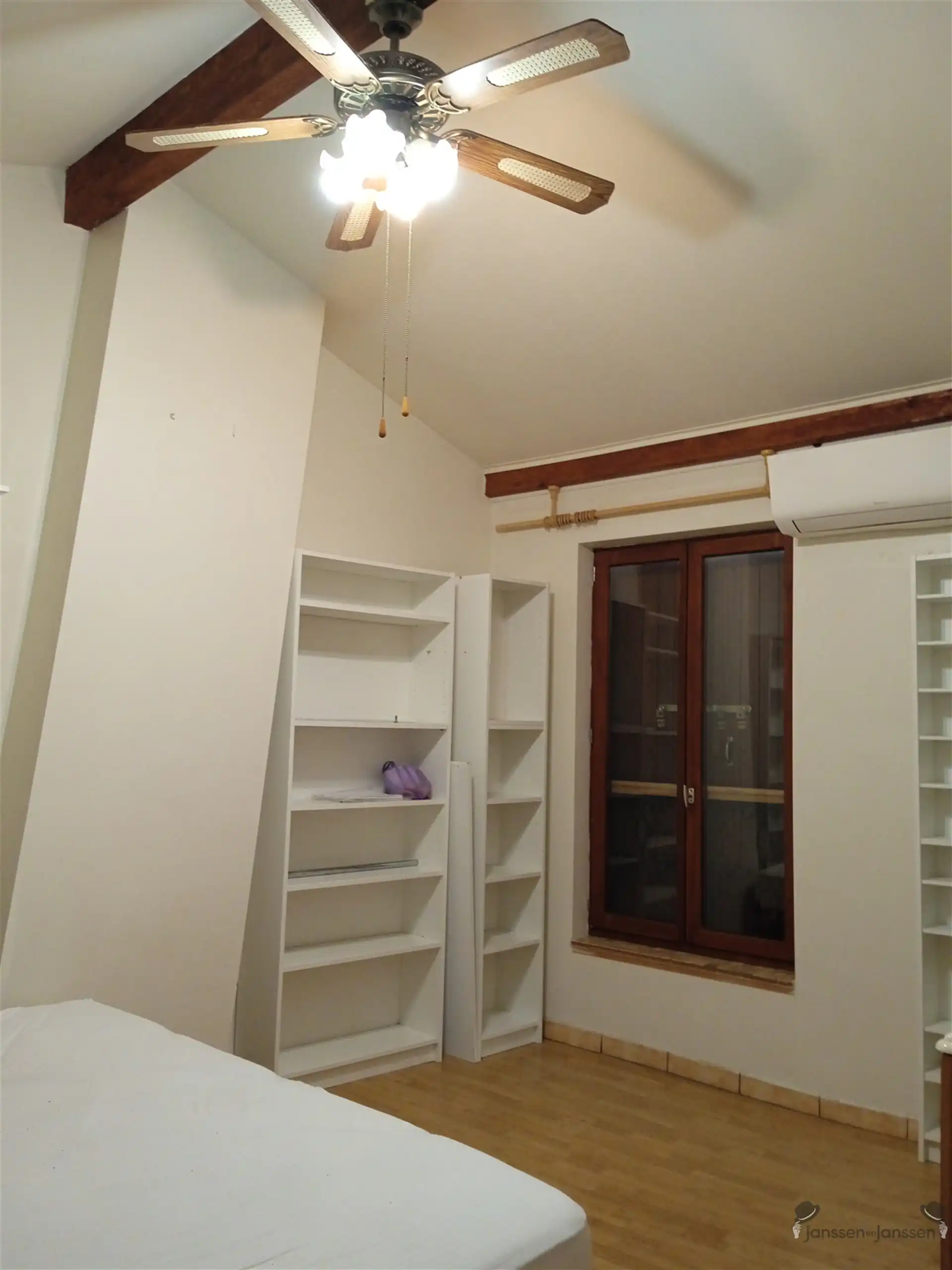 Volledig gerestaureerde en bemeubelde woning zuid Franse kust foto 7