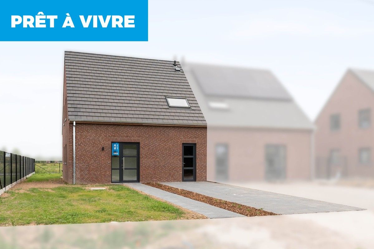 2 nouvelles maisons jumelées à Saint-Léger dans un endroit très calme! foto {{pictureIndex}}