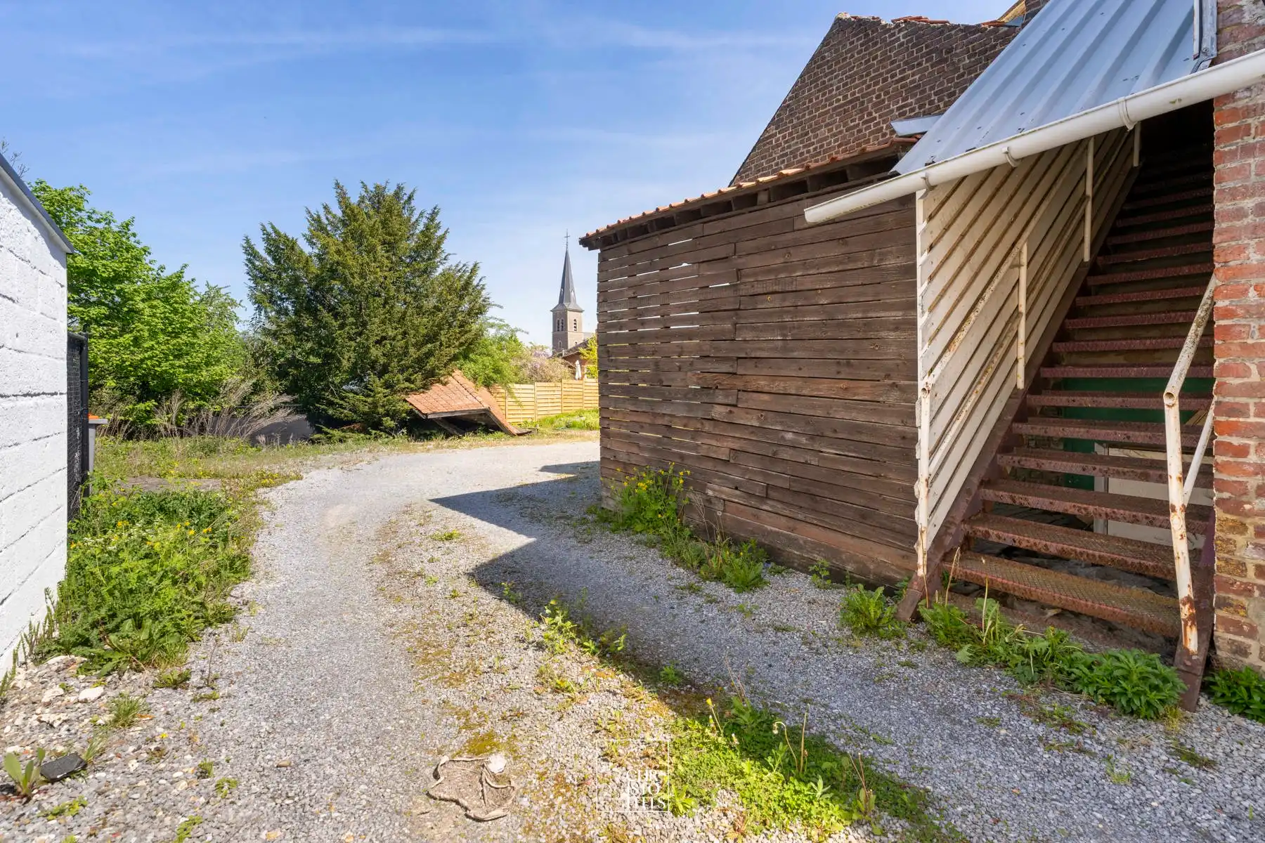 Te renoveren handelspand met bovenwoning, gelegen op een ideale locatie en met veel potentieel! foto 16