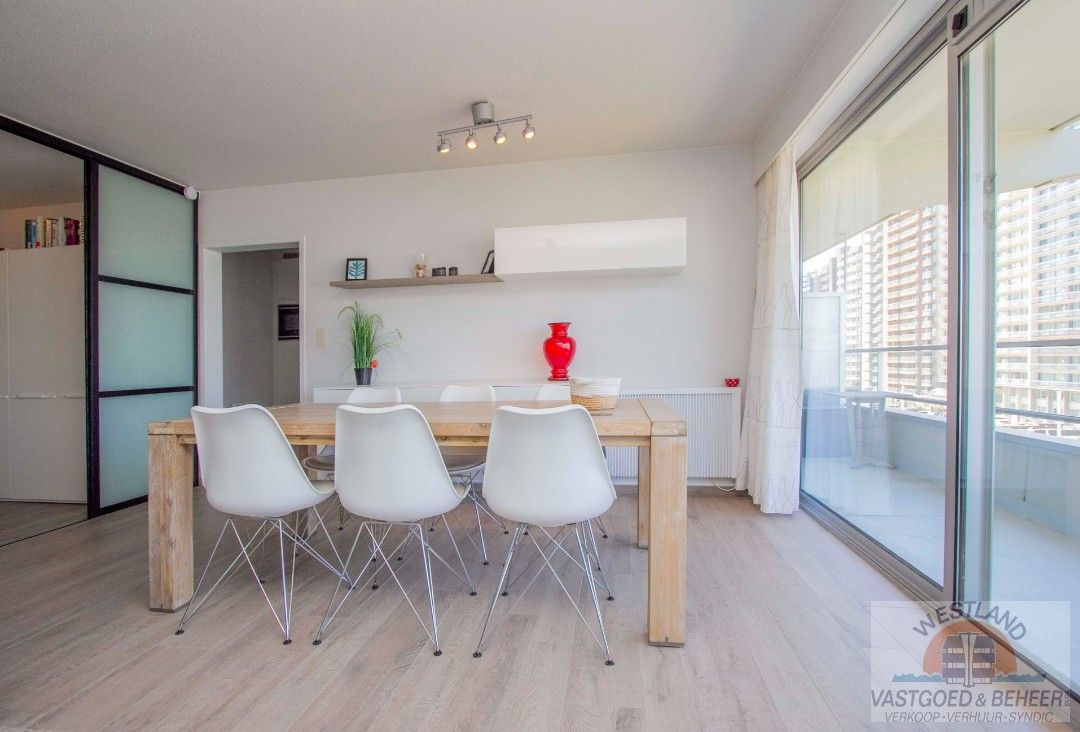 Hoofdfoto van de publicatie: Instapklaar appartement met 1 slaapkamer en slaaphoek te koop in hartje Nieuwpoort-Bad