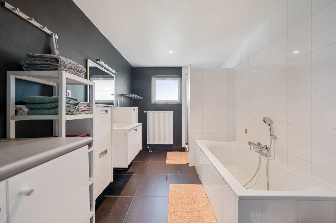 Instapklare woning op fietsafstand van centrum Lochristi en Destelbergen foto 12