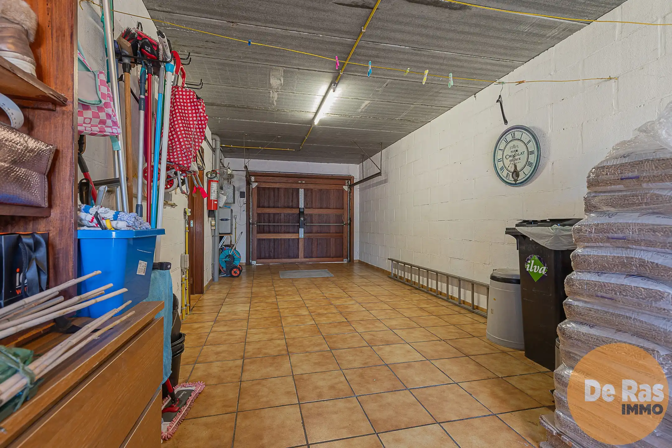 Ruime woning met grote garage en tuin vlakbij station Ede foto 22