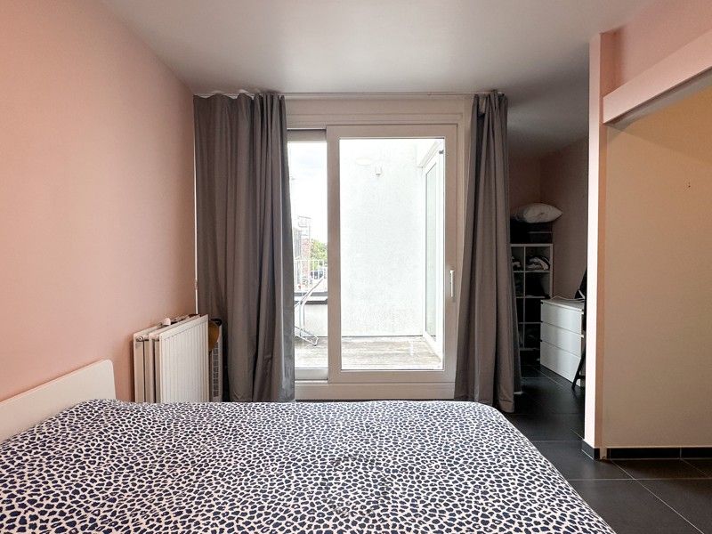 Recent appartement met 1 slaapkamer dichtbij het centrum van Beveren foto 12