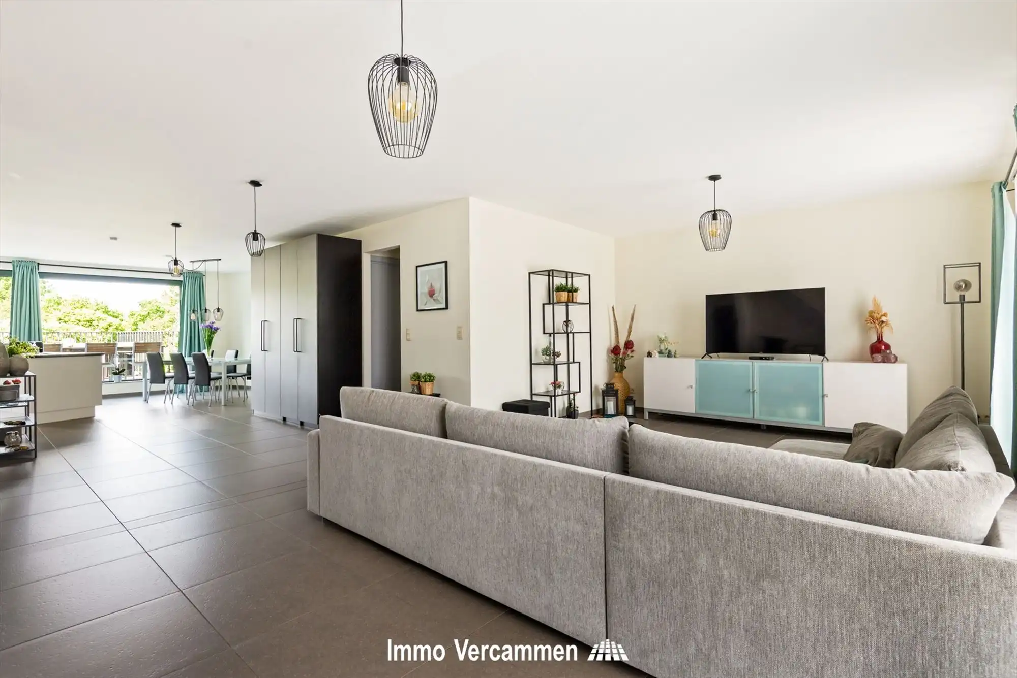 Lichtrijk duplexappartement met 3 slpks te Sint-Katelijne-Waver foto 2