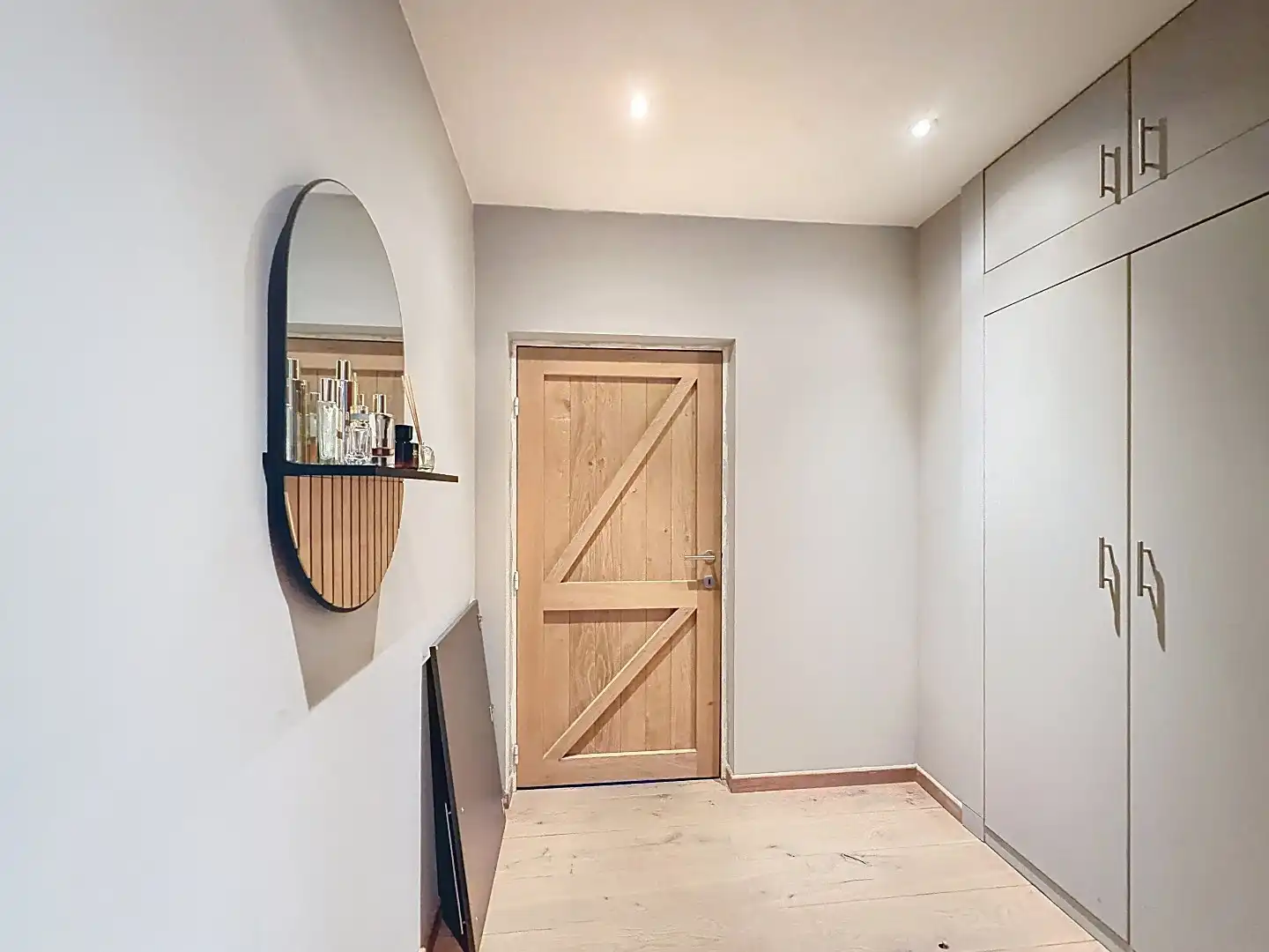 Stijlvol gerenoveerd appartement met terras in centrum Tienen foto 2